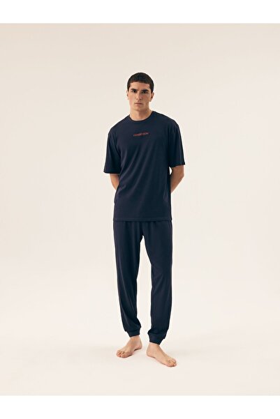 Henderson Modern stylish men's cotton pajamas that will provide lightness and comfort in wearing | Outpost