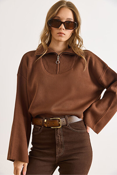Olalook Дамски кафяв пуловер с цип, висока яка и къс ръкав KZK-19000854