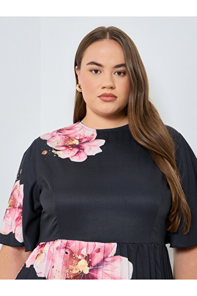 Styli Plus Size Black Floral Midi Dress