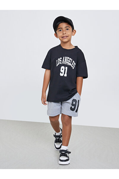 Styli Los Angeles Print T-Shirt and Shorts Set