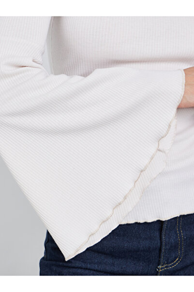 Styli Off White Ribbed Knit Flared Sleeve Top