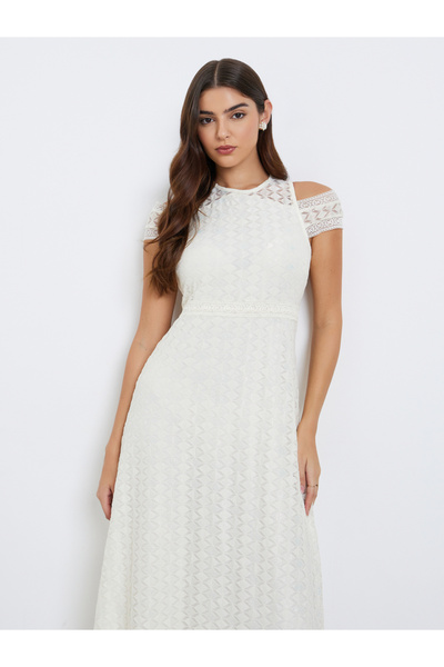 Styli Lace Short Sleeves A-Line Maxi Dress