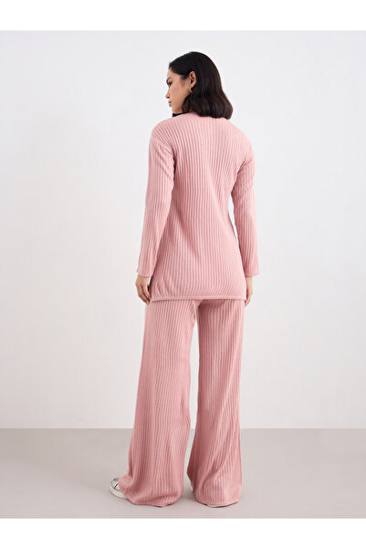 Styli Women Textured Knit Top and Pants Winter Modest Set