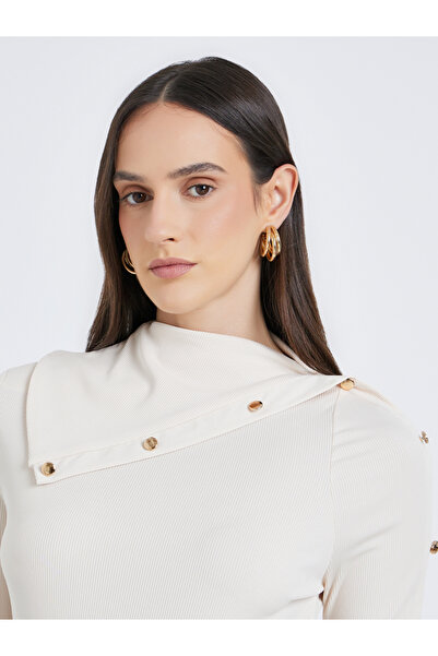 Styli Buttoned Detail Long Sleeve Top