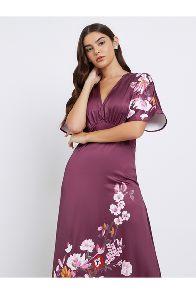 Styli Burgundy Floral Print Maxi Dress
