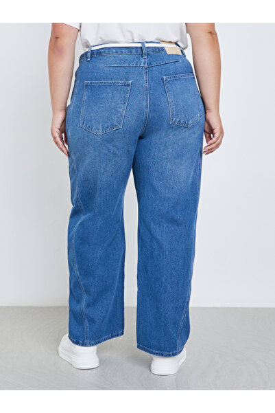 Styli Plus Mid Rise Faded Jeans