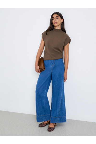 Styli Brown Knit Top with Short Sleeves