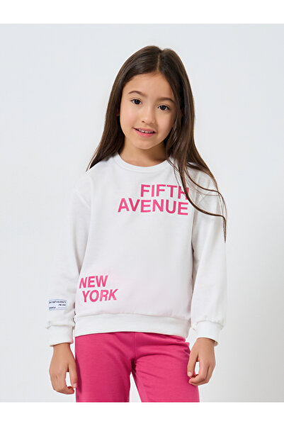 Styli Girls Fifth Avenue Print Sweatshirt and Trousers Set