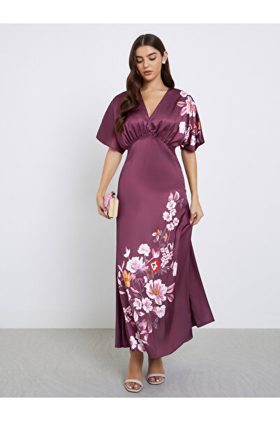 Styli Burgundy Floral Print Maxi Dress