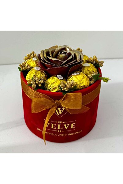 velve Aranjament floral Chocolate Rose,trandafir sapun,stamine aurii,8 pralin...