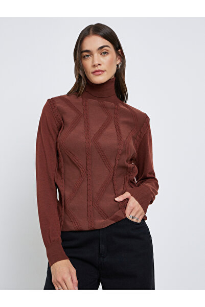 Styli Rust Cable Knit Turtleneck Sweater