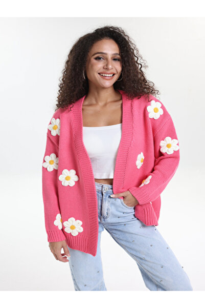 Take Two By Styli Plus Size Pink Flower Embroidery Knit Cardigan