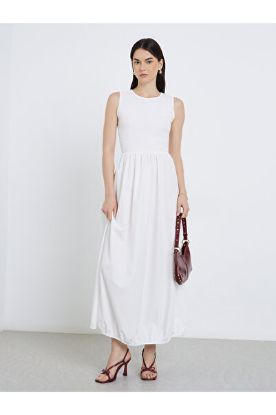 Take Two By Styli Solid Pleated Detail Sleeveless Maxi Dress