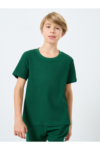 Styli Teens Green Waffle Knit T-Shirt and Shorts Set