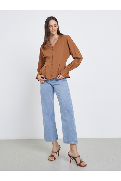 Styli Buttoned Balloon Sleeve Peplum Blouse