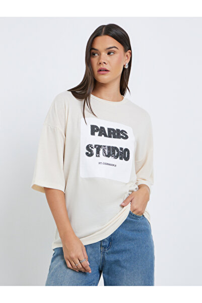 Styli تي شيرت باريسي نسائي كبير الحجم قصة فضفاضة باللون البيج