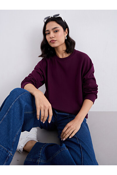 Styli Regular Fit Solid Sweatshirt
