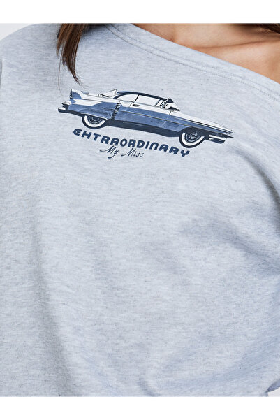 Styli Grey Asymmetric Neck Graphic Sweatshirt