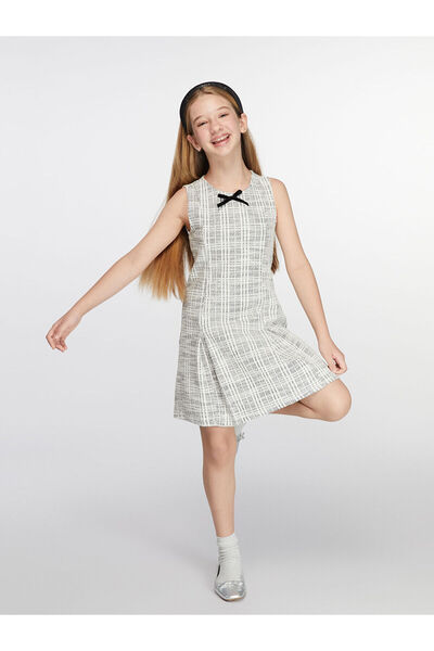 LC Waikiki LCW Kids Siyah Bisiklet Yaka Kız Çocuk Elbise