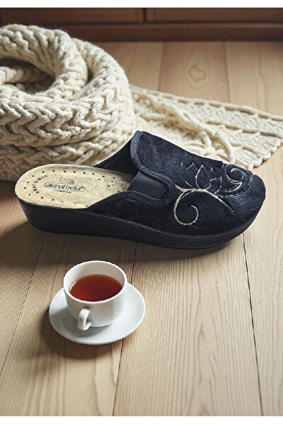 Akınal Bella Konay 050 hafif ökçeli kışlık ev içi terliği