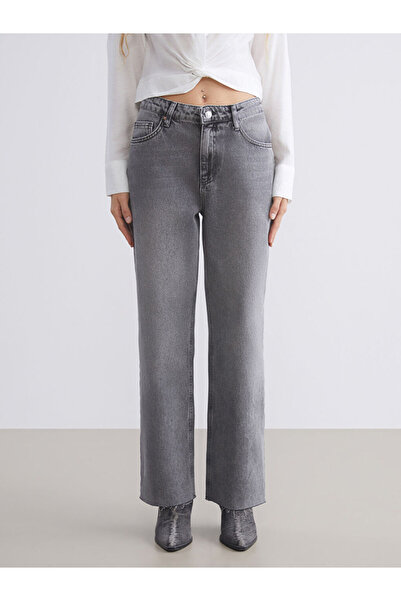 LC Waikiki Create Your Style from Uzg Store |   Straight Fit Women's Jean Pants