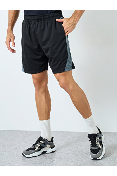 Styli Men Black Color Block Regular Fit Shorts