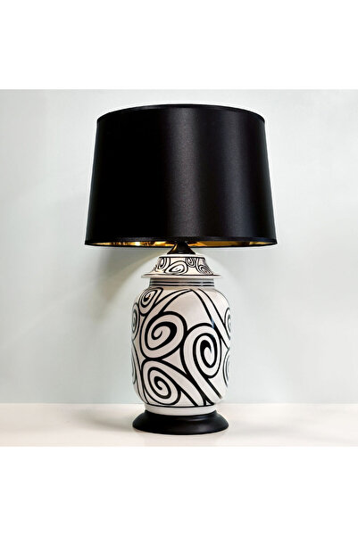 Shihon Shehon table lamp with a stylish and modern design