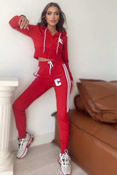 FashionForYou Catryna women's tracksuit, pants and short sweatshirt with zipper, Red