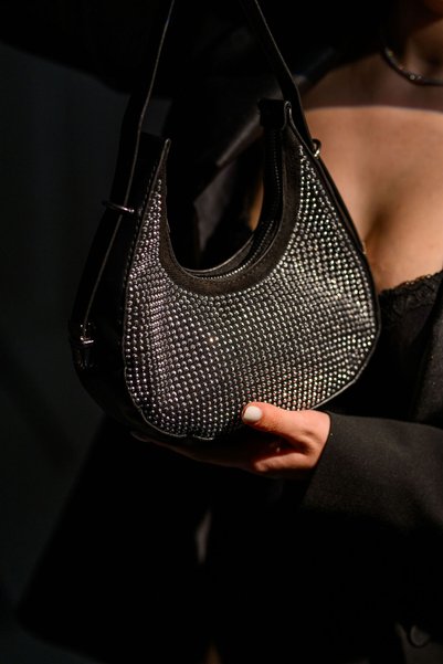 FATALI Geantă damă elegantă mini bag neagră cu cristale argintii - Nova Silver