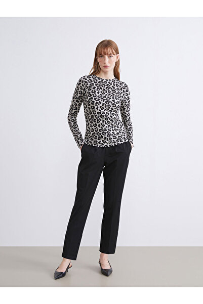 LC Waikiki Sparkling Choices from Shining Store |   Crew Neck Leopard Print Blouse