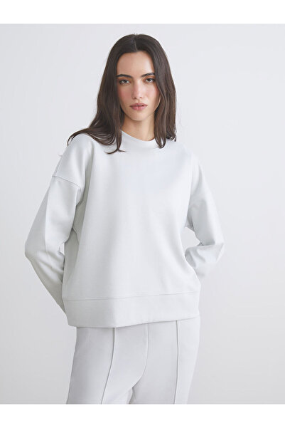 LC Waikiki Sparkling Choices from Shining Store |   Crew Neck Women's Sweatshirt