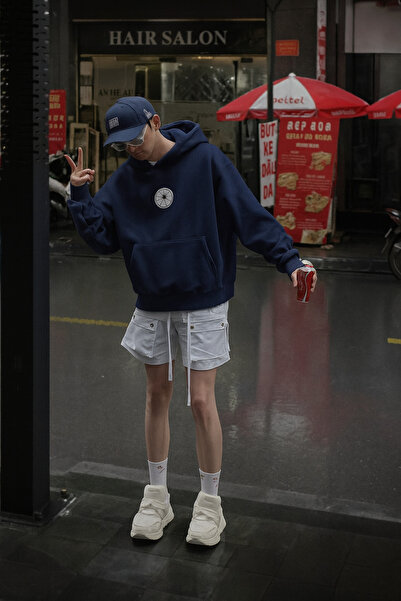 CLASSY.MODA Φούτερ με κουκούλα με στρογγυλό σύμβολο στο μπροστινό μέρος και ε...