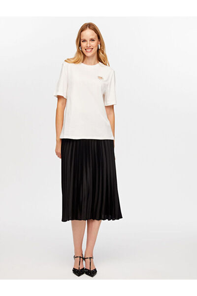 Faik Sönmez Taş Kalp Nakışlı Kısa Kollu T-Shırt W26TSH094