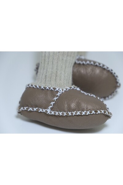 TTY Bebek Patiği Kürklü Hakiki Kuzu Derisi