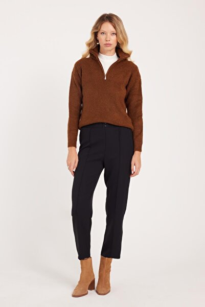 Tudors Kadın Relax Fit Rahat Kesim Yüksel Bel Düz Paça Beli Lastikli Siyah Pantolon