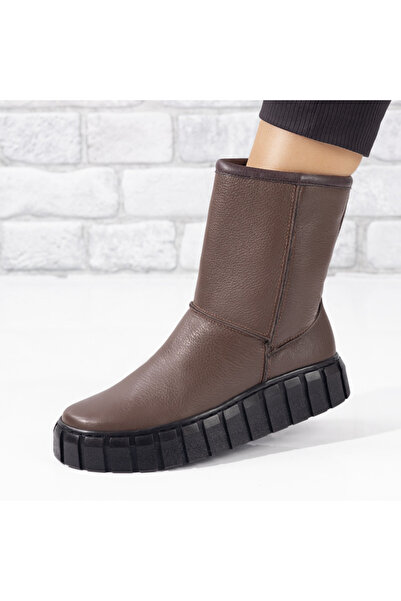 Modlet.ro Women's brown genuine leather fur-lined boots MOD10924