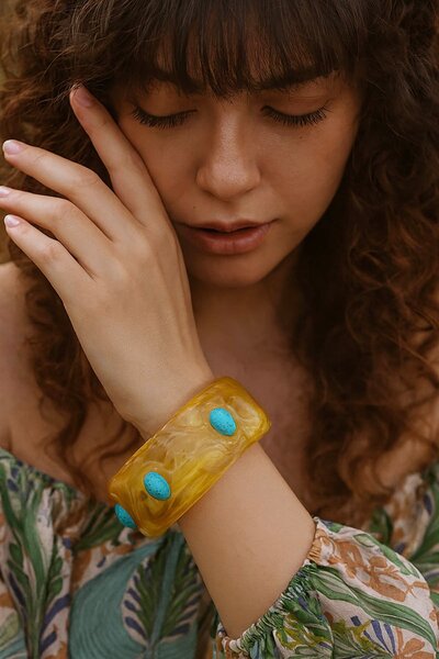 TAKIŞTIR Kahverengi Ve Mavi Renk Taş Detaylı Kalın Kemik Mika Bileklik