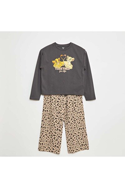 KIABI طقم بيجامة مطبوع "الأسد الملك" - طقم من قطعتين باللون الرمادي