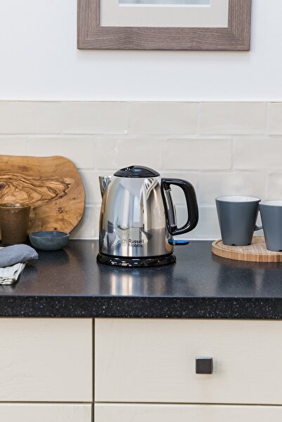 RUSSELL HOBBS 24990-70 Victory Compact Su Isıtıcısı