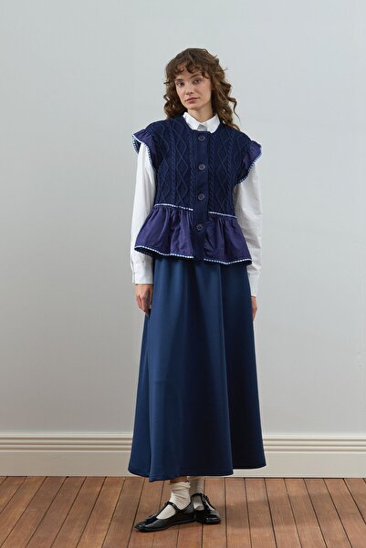 Ceylan Otantik Navy Blue Ruffled Knit Vest & Indigo Scuba Skirt Set