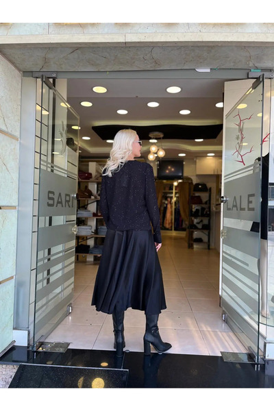 Lal Triko Flower Fabric Skirt