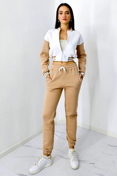 FashionForYou Cotton-lined college tracksuit, short zip-up top and pants, cream
