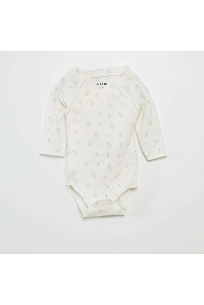 KIABI طقم الجسم + الجزء السفلي مع القدمين + قبعة بيضاء