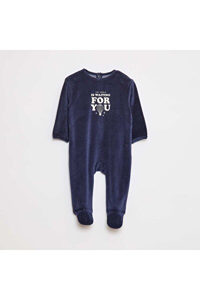 KIABI بدلة نوم من الصوف مع أقدام وتصميم على الجهة الأمامية باللون الأزرق