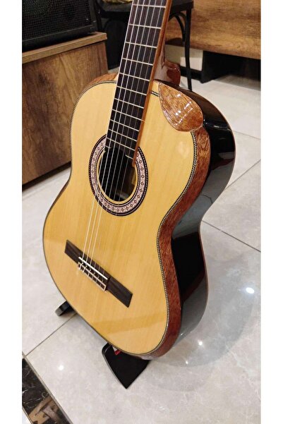 BANDERAS 4/4 Klasik Gitar