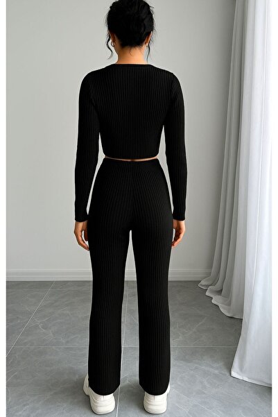 trendgar Kadın Siyah Fitilli Örme Kumaş V Yakalı Duğmeli Crop Sweatshirt Bol Kesim Rahat Eşofman Takım