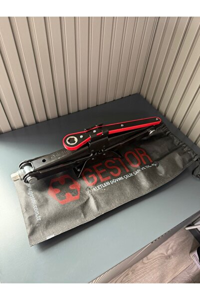 GESTOR Oto Kriko 1.5 Ton Cırcırlı kriko Çantalı