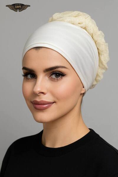 ALADİYAR Ruffled Bonnet