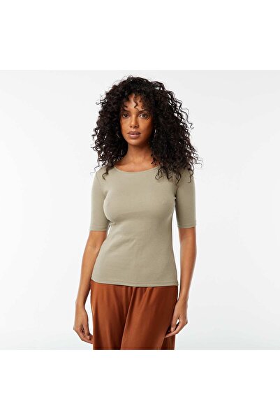 KIABI Basic T-shirt with short sleeves. GREEN