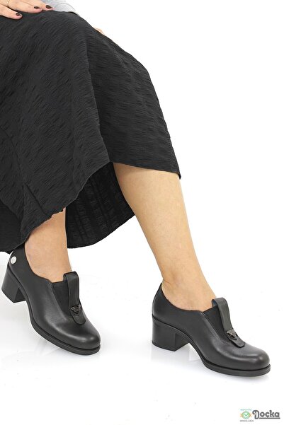 Mammamia Kadın Hakiki Deri Mevsimlik Kalın Topuklu Klasık Ayakkabı M26/KA835